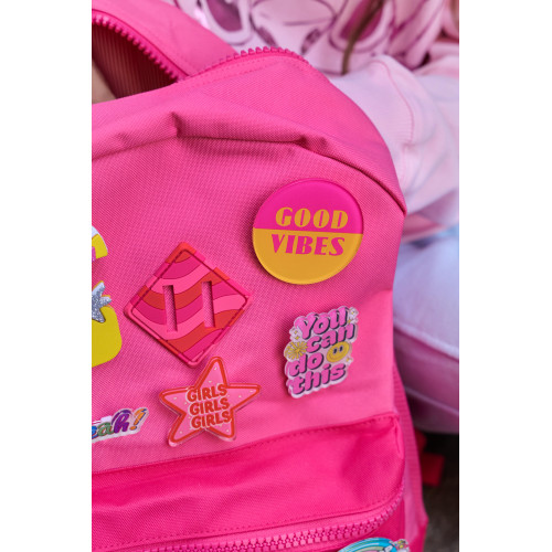 YEAH - GIRLS GIRLS GIRLS  PINS